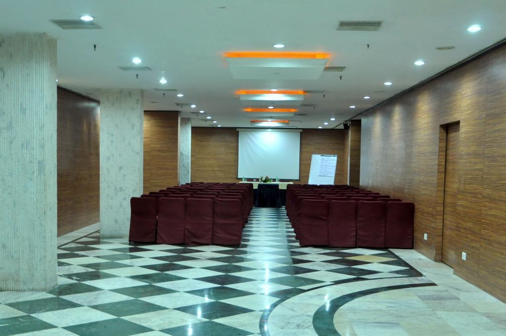 Indismart Hotel Καλκούτα Εξωτερικό φωτογραφία