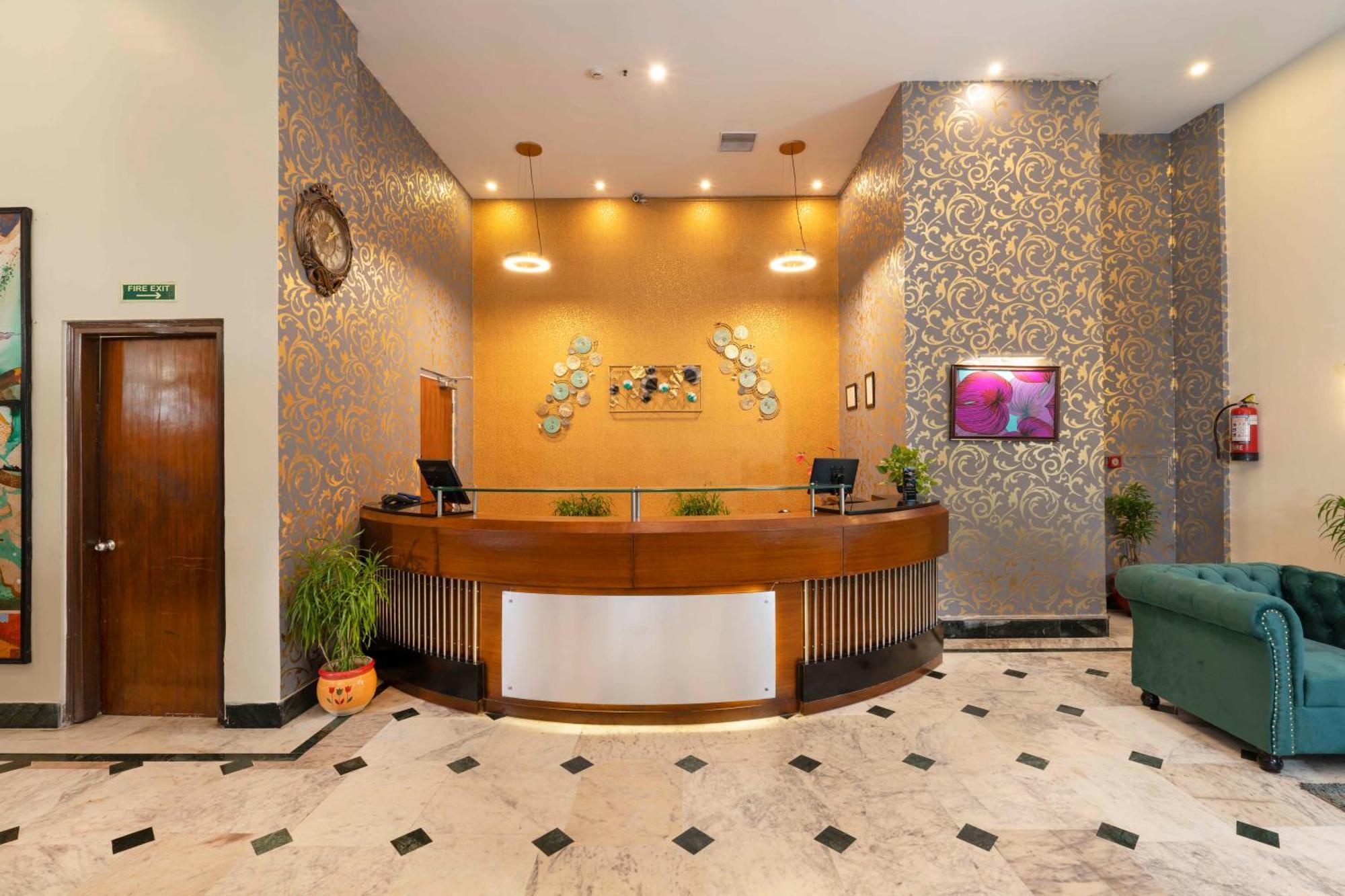 Indismart Hotel Καλκούτα Εξωτερικό φωτογραφία