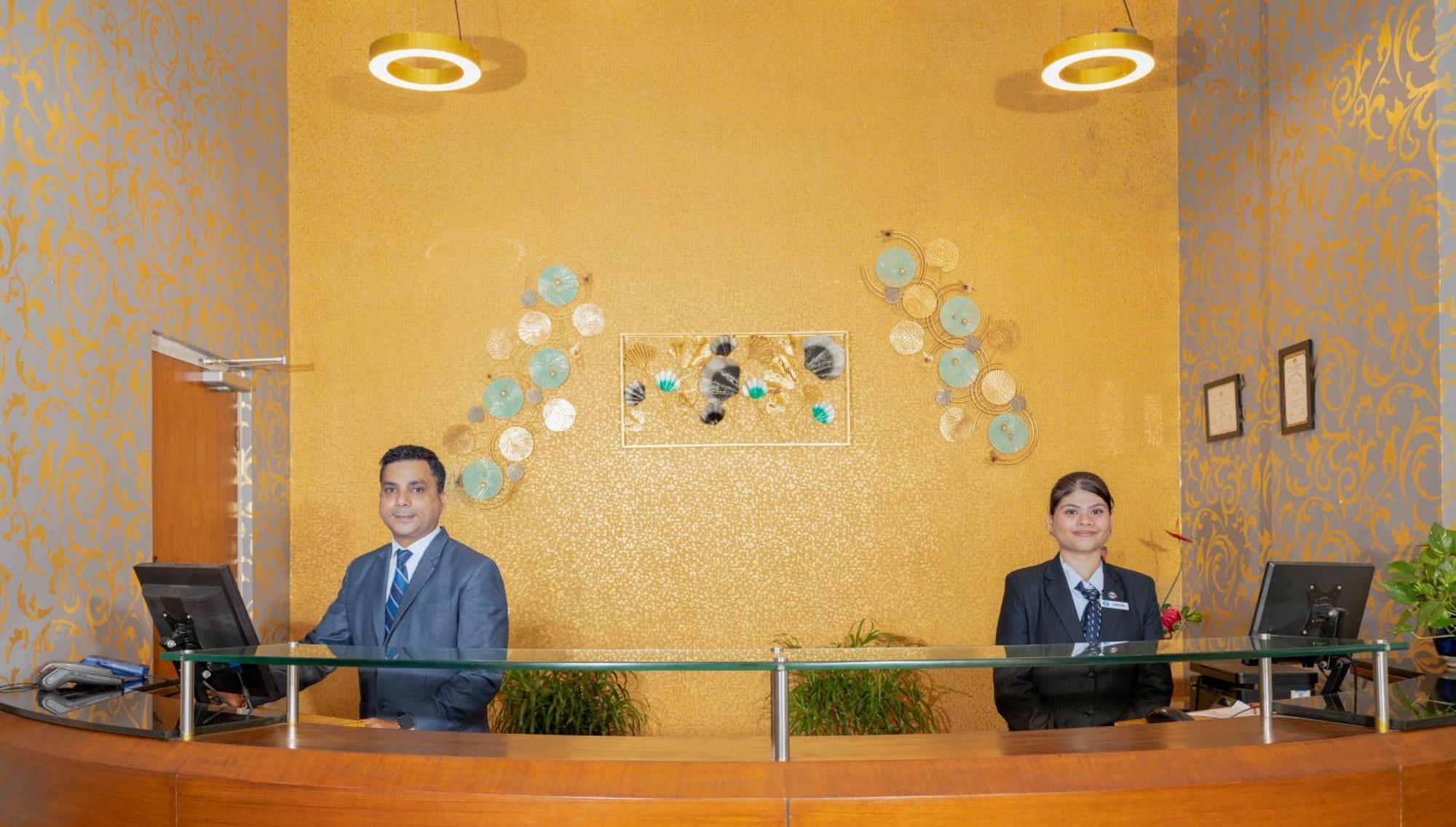 Indismart Hotel Καλκούτα Εξωτερικό φωτογραφία