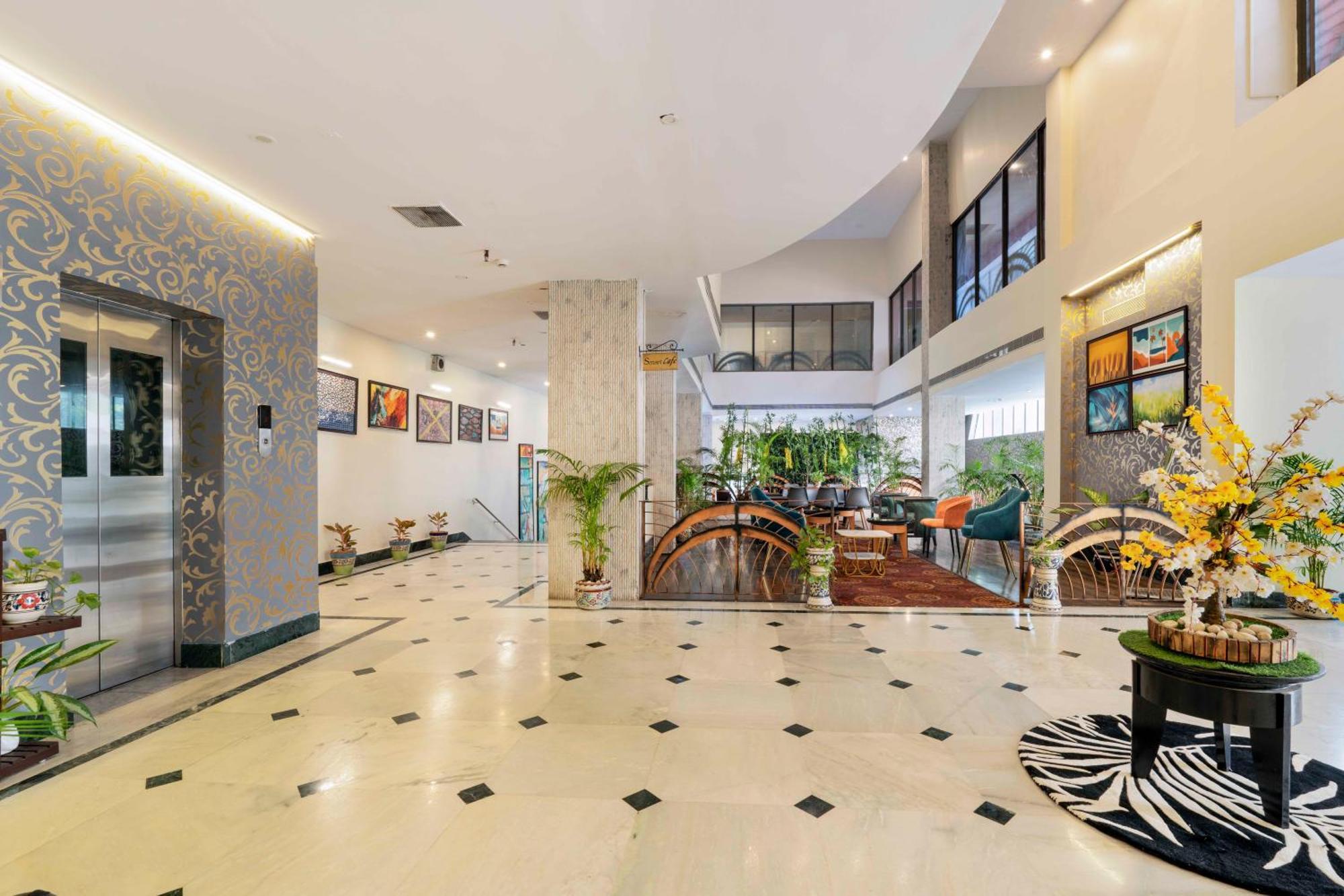 Indismart Hotel Καλκούτα Εξωτερικό φωτογραφία