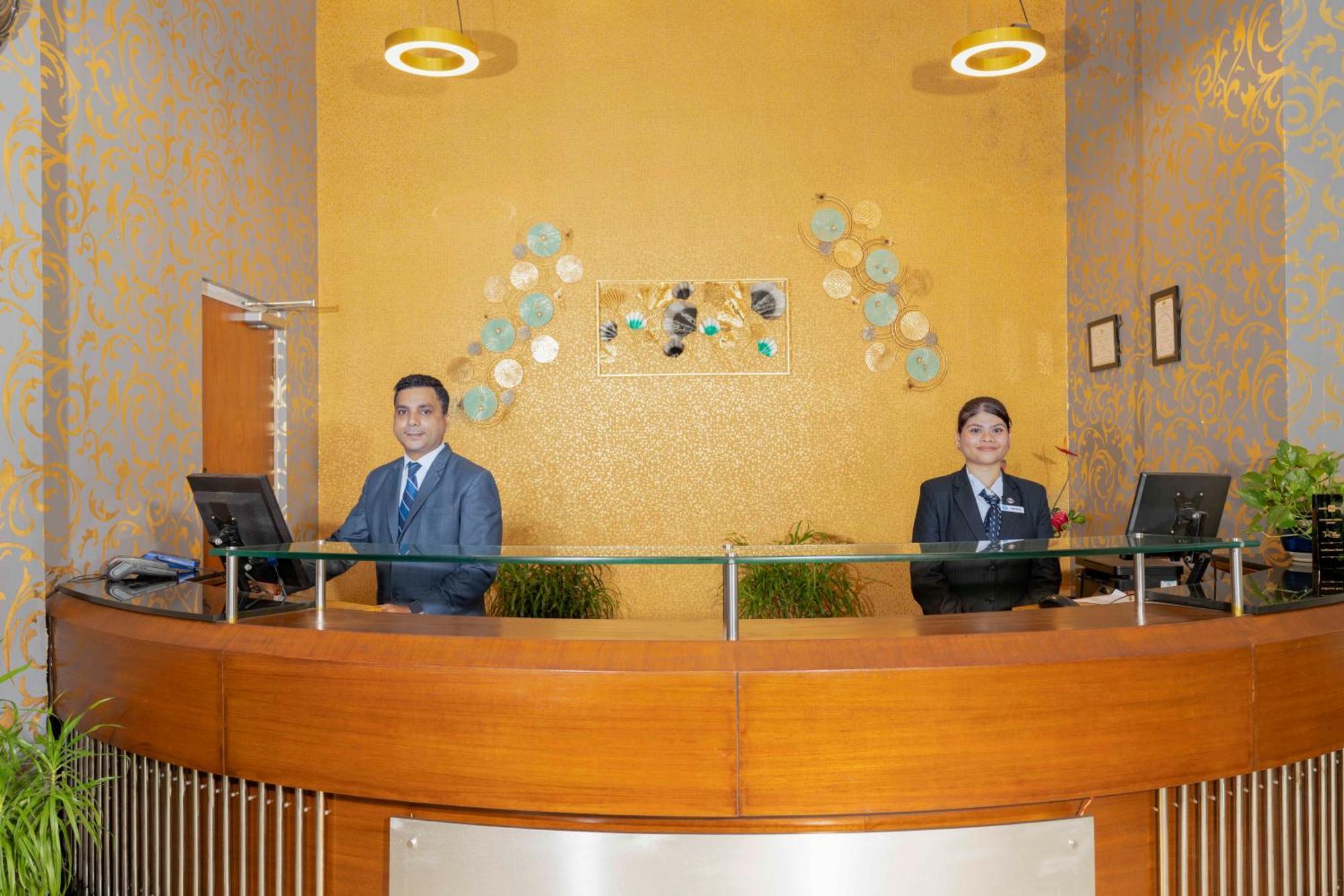Indismart Hotel Καλκούτα Εξωτερικό φωτογραφία