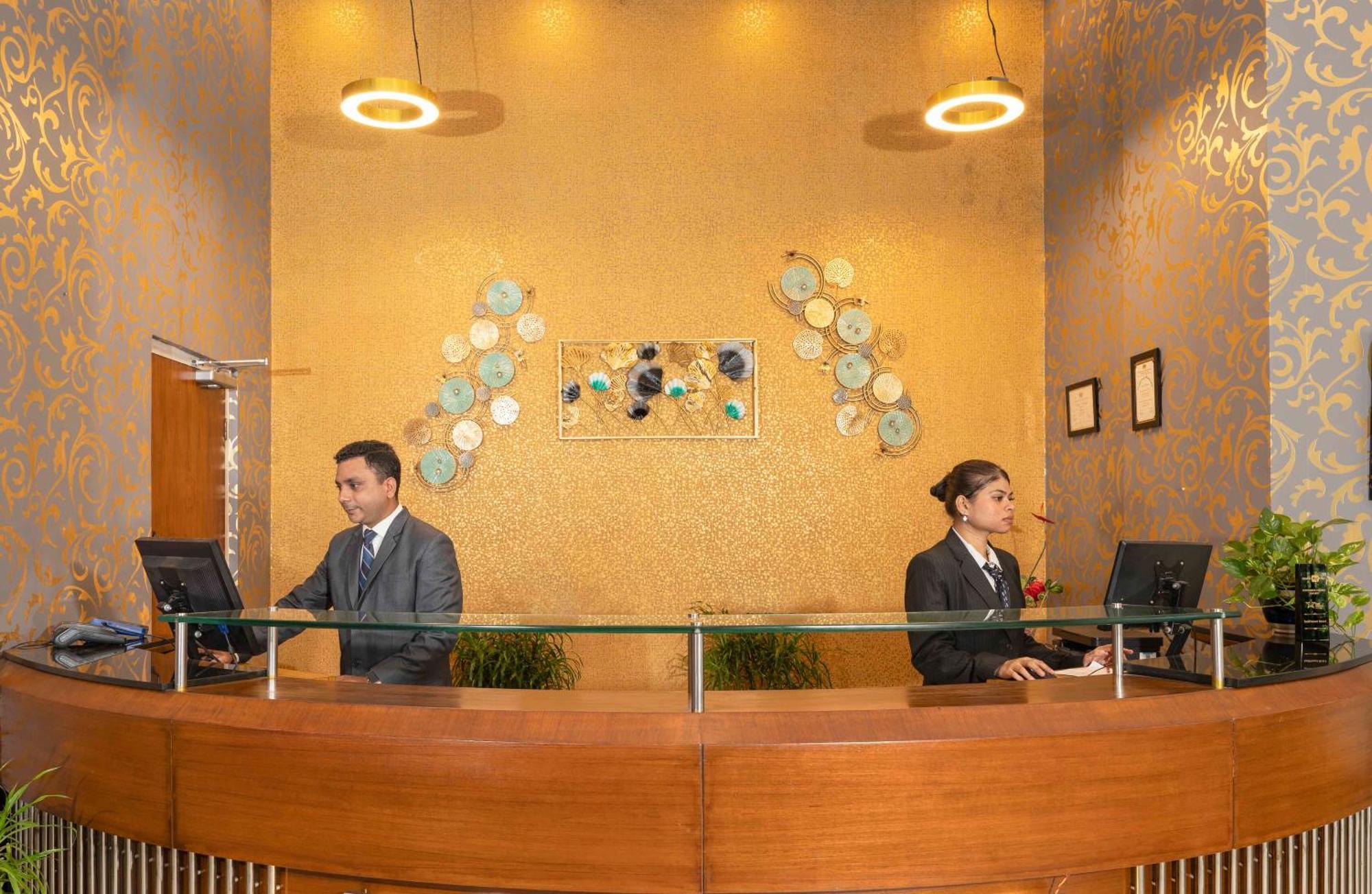Indismart Hotel Καλκούτα Εξωτερικό φωτογραφία